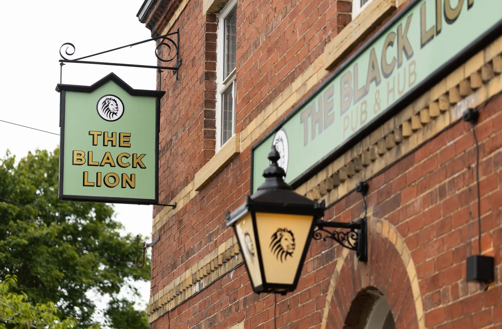 The Black Lion hanging sign and lantern